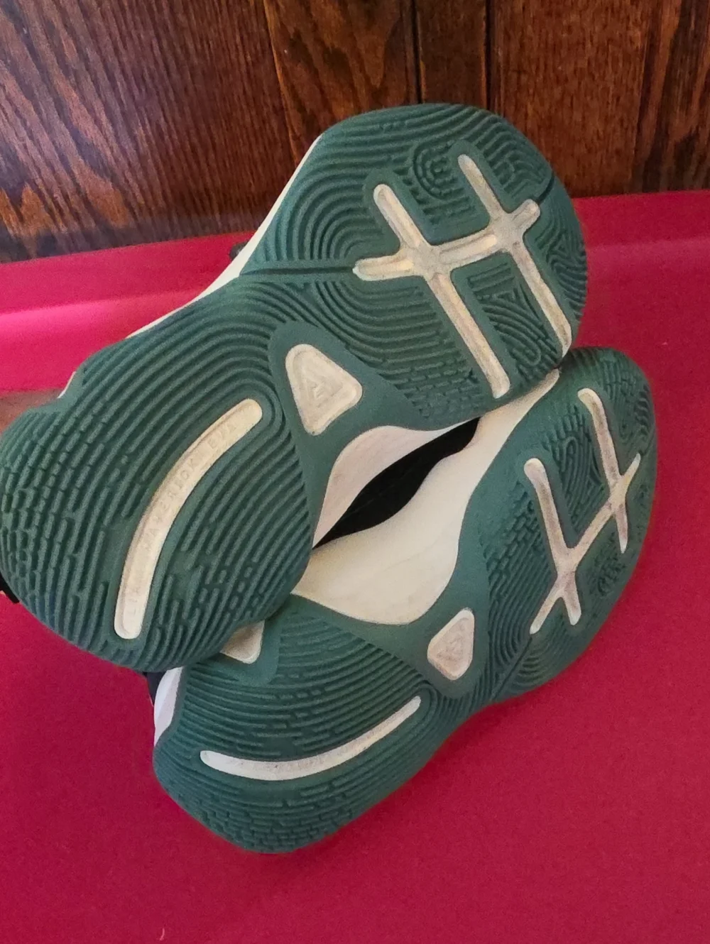 Kids Black and Green Giannis Nike Basketball Shoes Size 13c NICE!